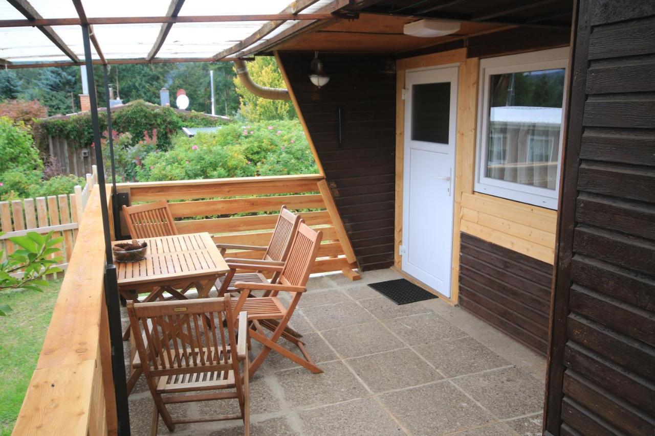 Ferienhaus Am Wald ทัมบัค-ดีทฮัตซ์ ภายนอก รูปภาพ