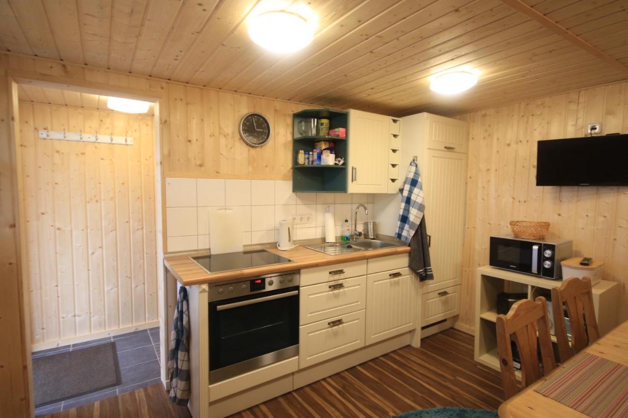 Ferienhaus Am Wald ทัมบัค-ดีทฮัตซ์ ภายนอก รูปภาพ